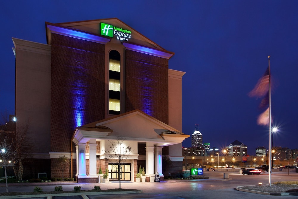 Holiday Inn Express & Suites Indianapolis Dtn Conv Ctr Area by IHG - photo 71