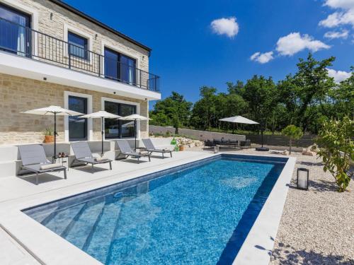 Holiday Home Villa Piemonte Istria by Interhome — 4-Star Luxury Hotel in Groznjan, Croatia