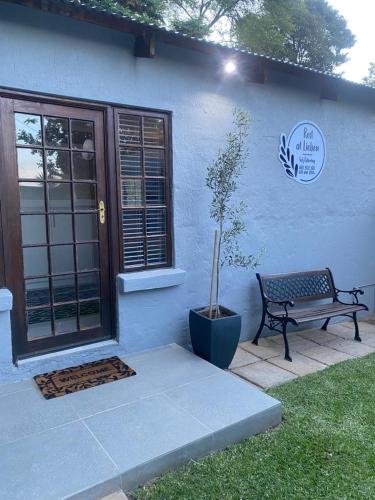 Rest at Lieben — Bloemfontein — photo 2