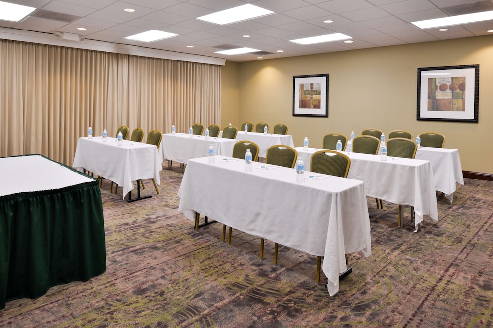 Homewood Suites by Hilton Fresno - photo 48