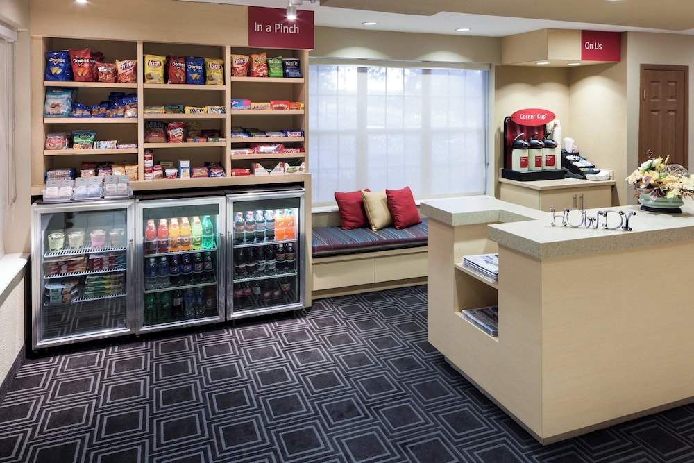 TownePlace Suites by Marriott College Station - photo 3