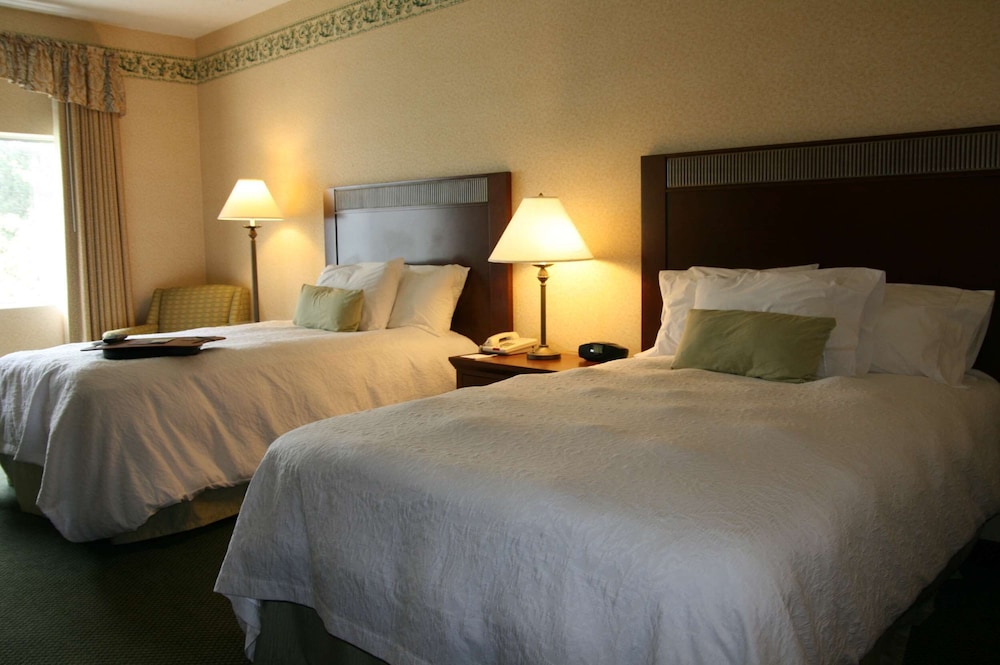 Hampton Inn Colchester - photo 5