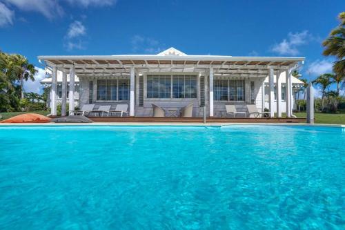Villa TerraViva St François jardin piscine 8 pers — 4-Star Luxury Hotel in Saint-Francois, Guadeloupe