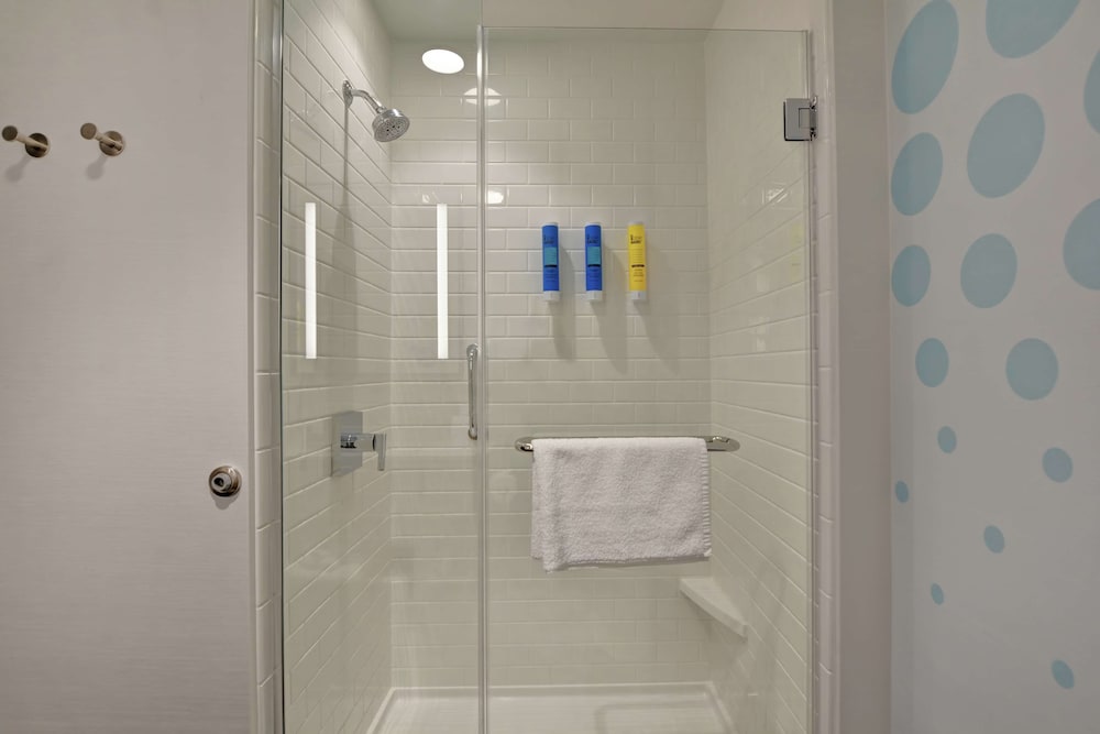 Tru by Hilton Idaho Falls - photo 17