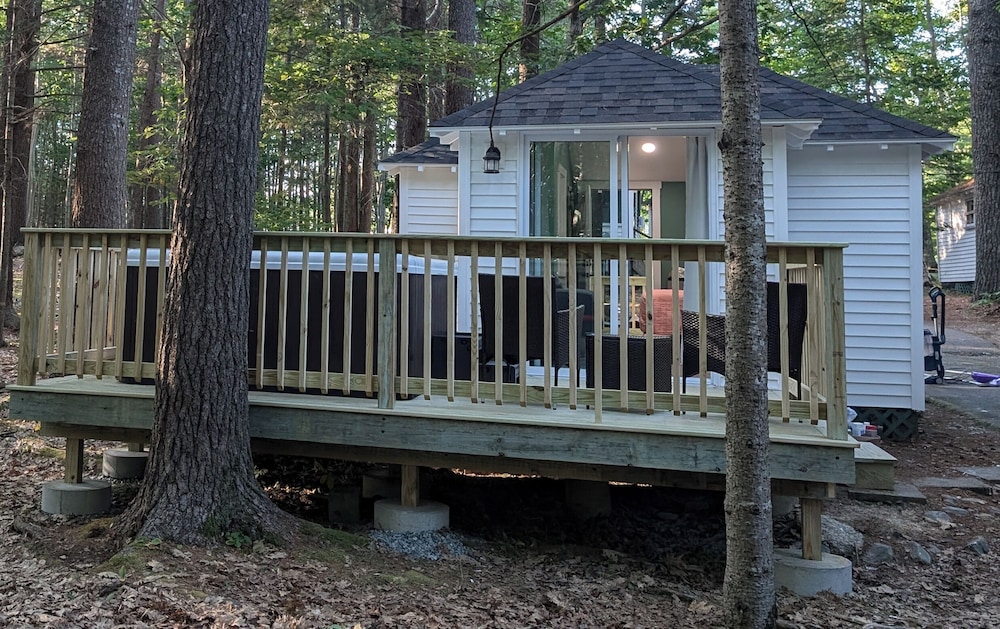 Hinckleys Dreamwood Cottages in Bar Harbor, United States