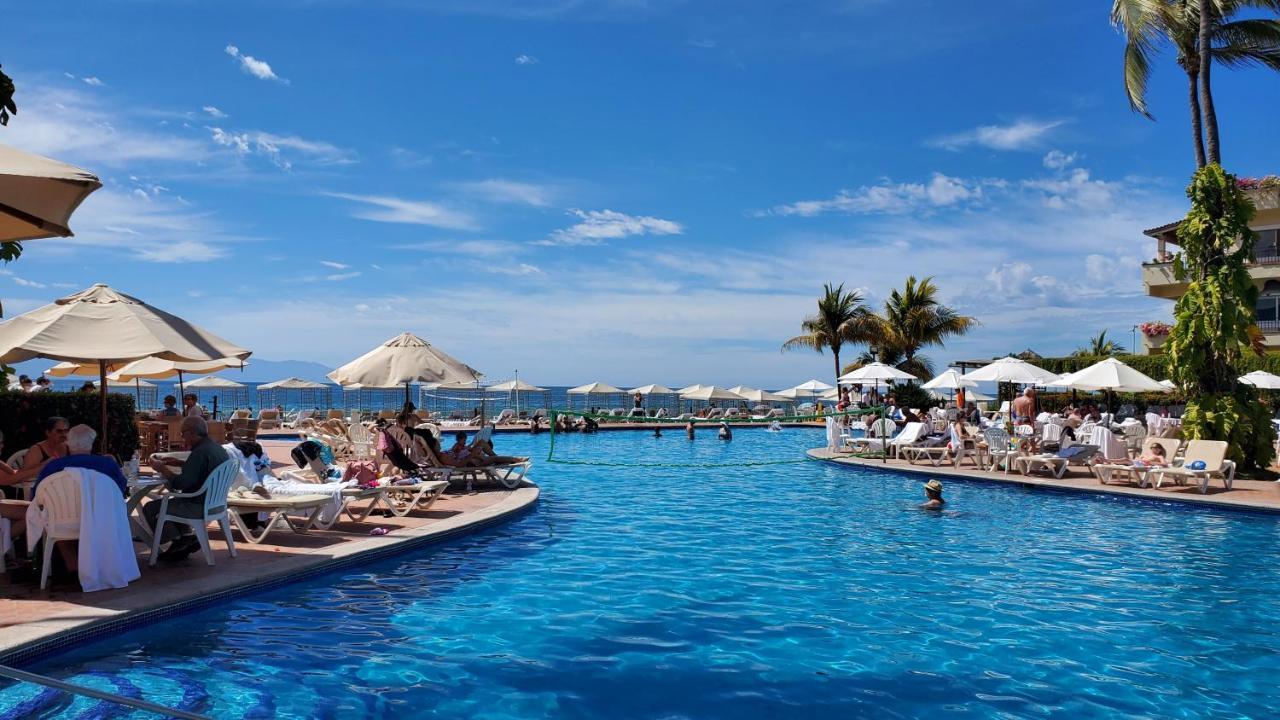 Velas Vallarta — 4-Star Luxury Hotel in Puerto Vallarta, Mexico