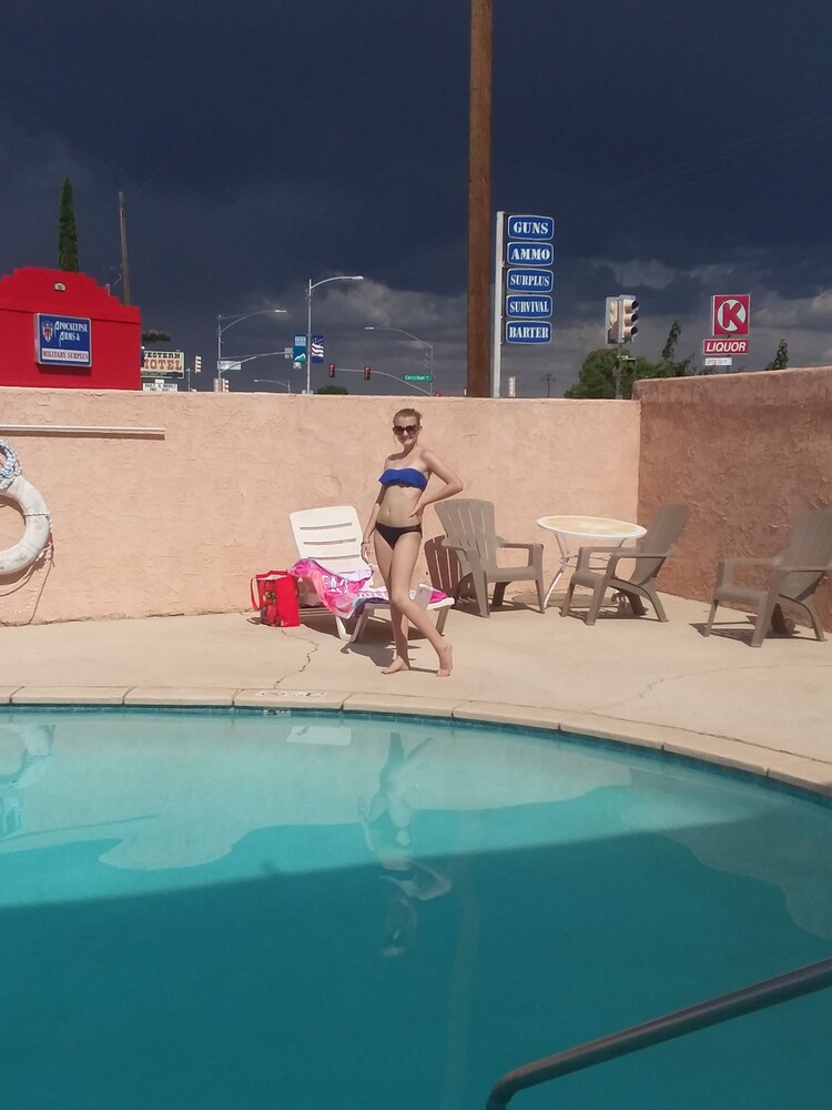 Desert Inn - photo 27
