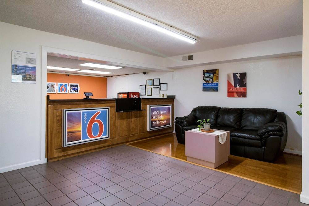 Motel 6 Holyoke MA - photo 30