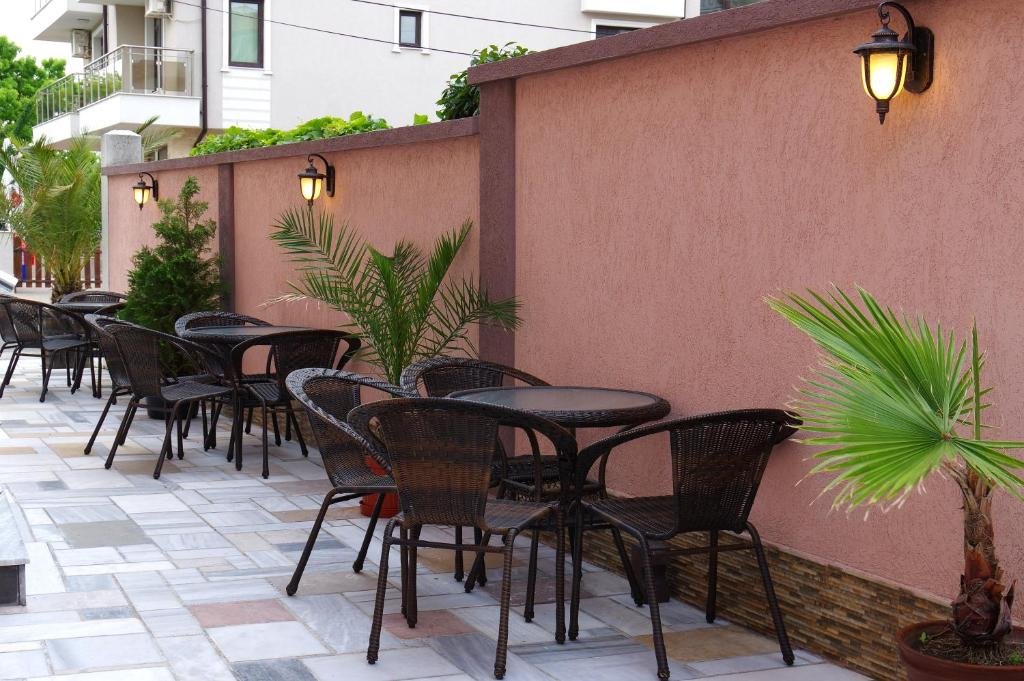 Kalina Family Hotel — hotel near Burgas Airport