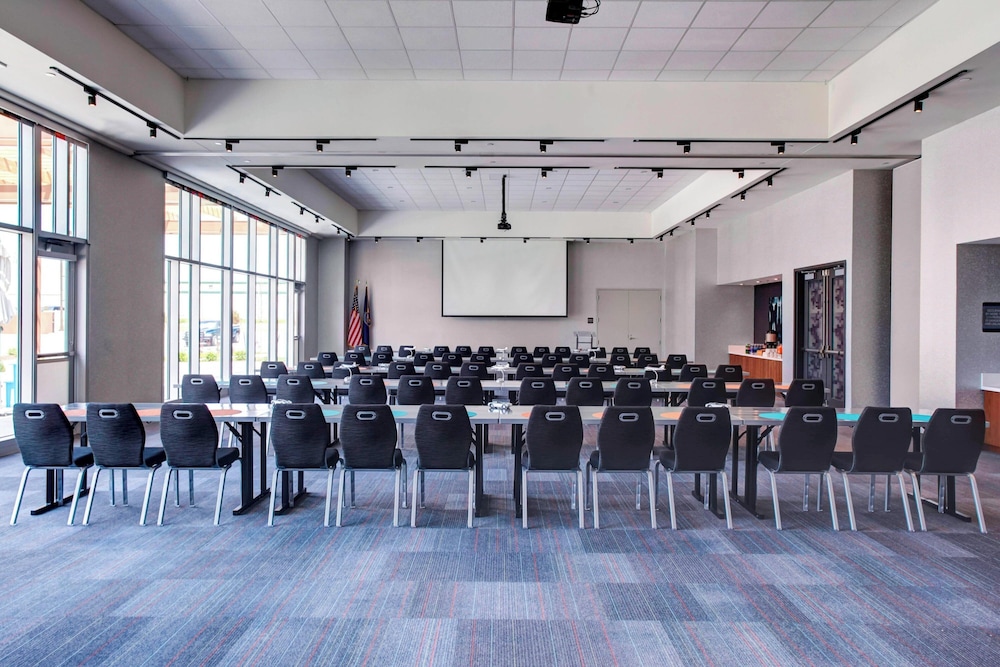 Aloft Wichita - photo 22