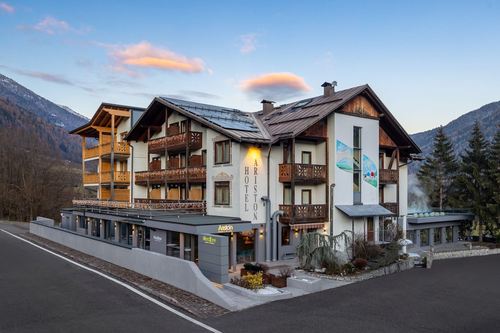 Hotel Ariston Garden & Spa — hotel in Monclassico