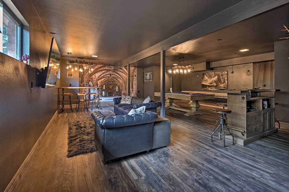 Swim Spa & Private Tavern: Sedona Hideaway - photo 10