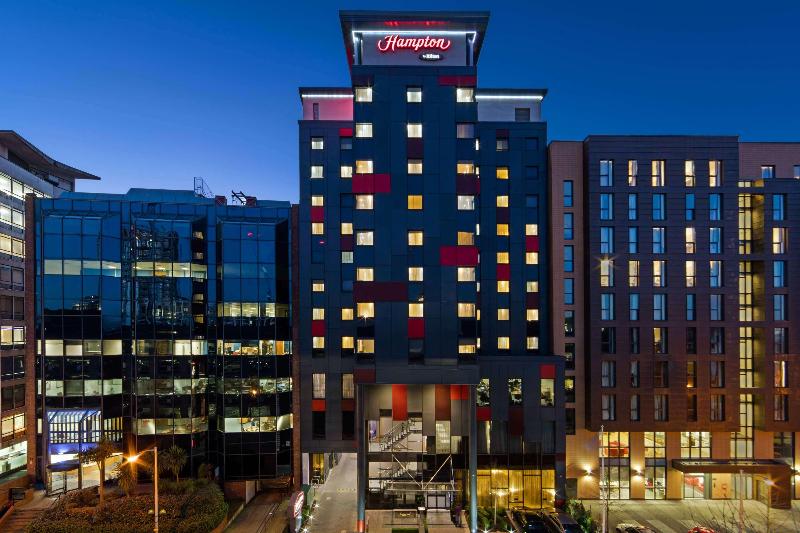 Hampton by Hilton London Croydon - carbon neutral hotel in Croydon