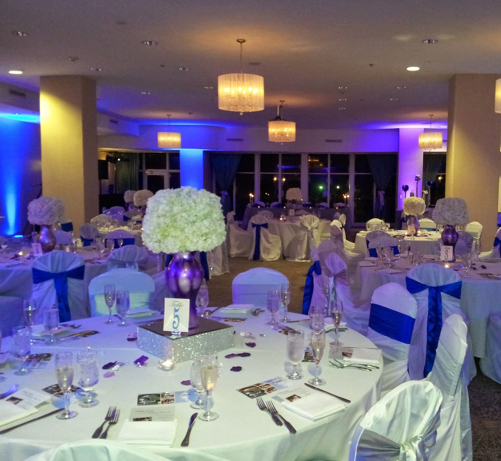 Holiday Inn Miami Beach Oceanfront by IHG - photo 41