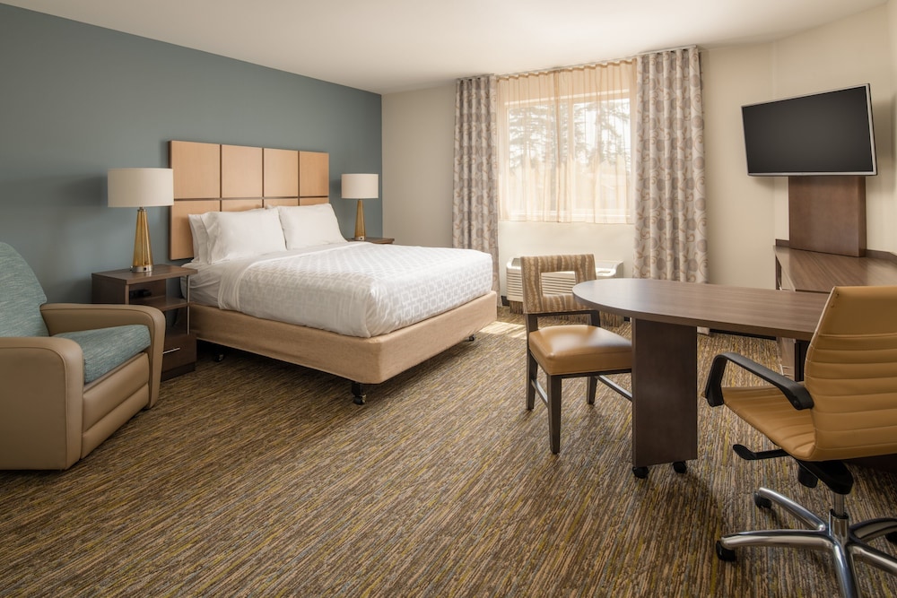Candlewood Suites Vancouver Camas by IHG - photo 16