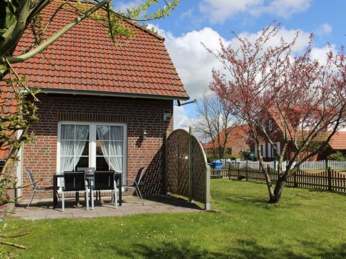 Haus Wattkieker — 4-Star Luxury Hotel in None, Germany