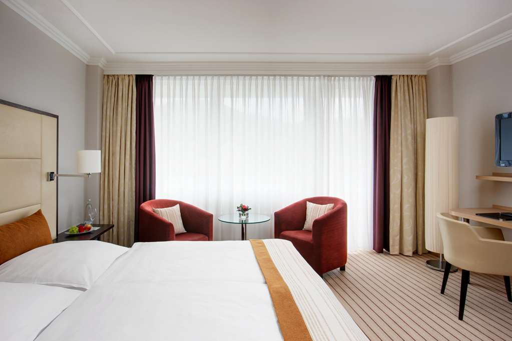 Steigenberger Hotel Bad Neuenahr, Germany - Standard room