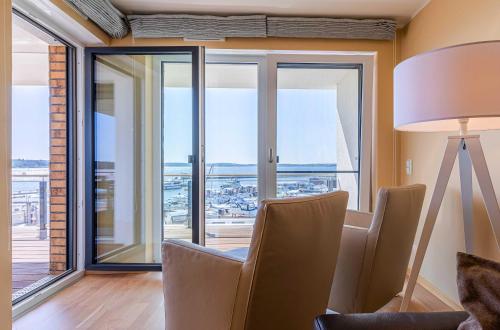 Müritzsonne Apartment in der Hafenresidenz mit Balkon & Wellness — 4-Star Luxury Hotel in Waren, Germany