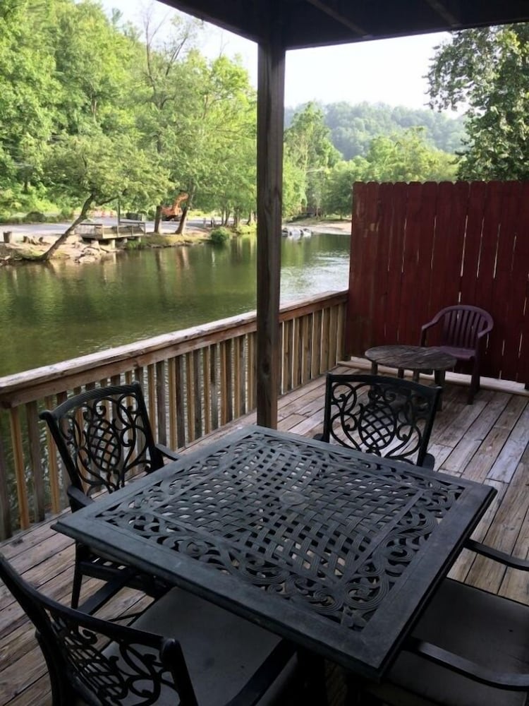 Drama Inn - photo 5