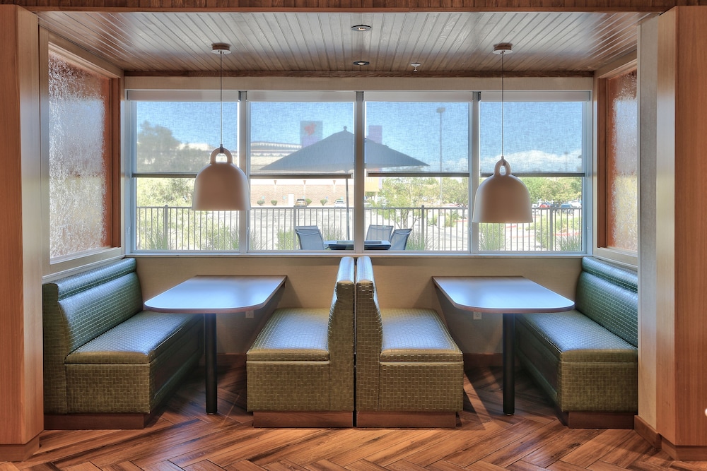 Fairfield Inn & Suites by Marriott Albuquerque North - photo 62