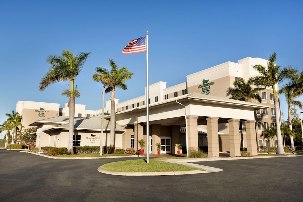 Homewood Suites by Hilton Fort Myers Airport FGCU in Fort Myers, United States