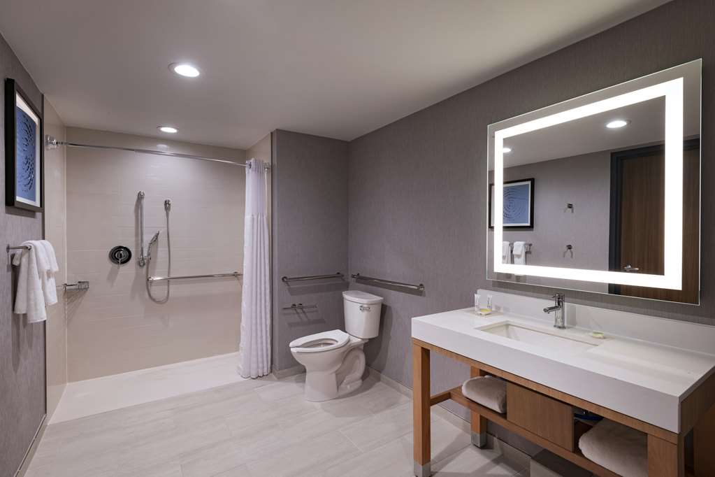 Hyatt Place Austin Lake Travis Four Points - photo 30