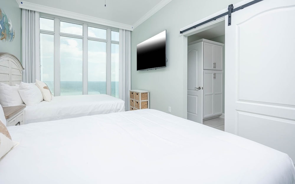 Phoenix Gulf Towers 1908 4 Bedroom Condo - photo 12