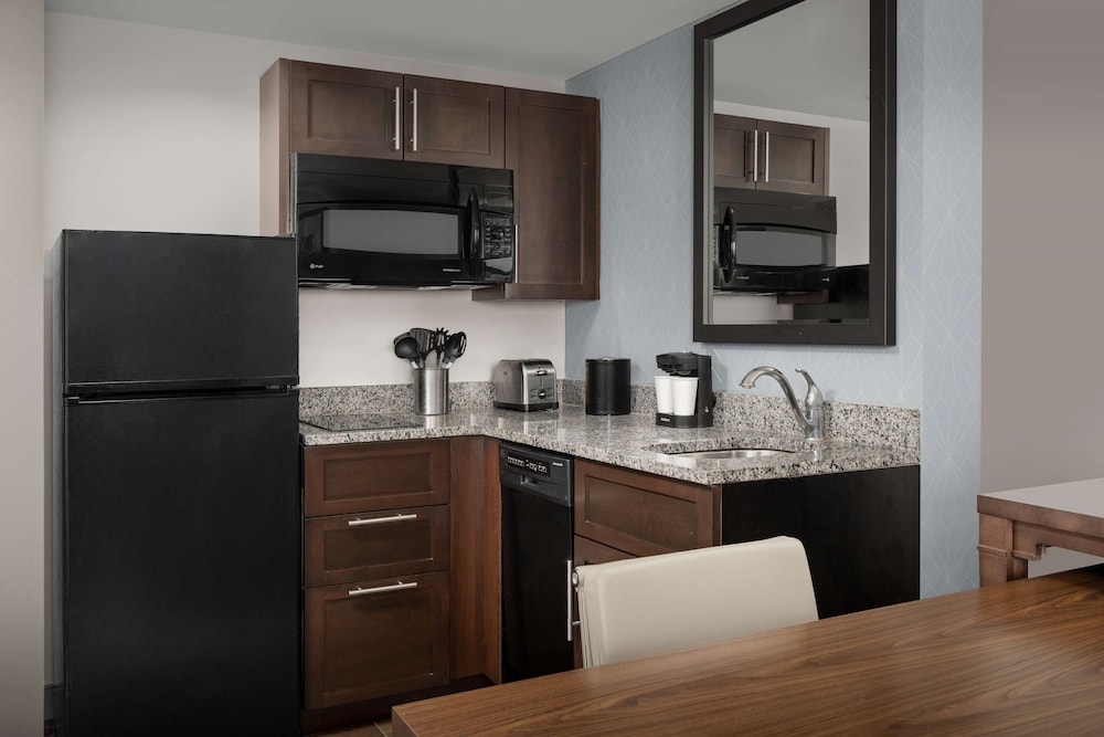 Embassy Suites Springfield - photo 14