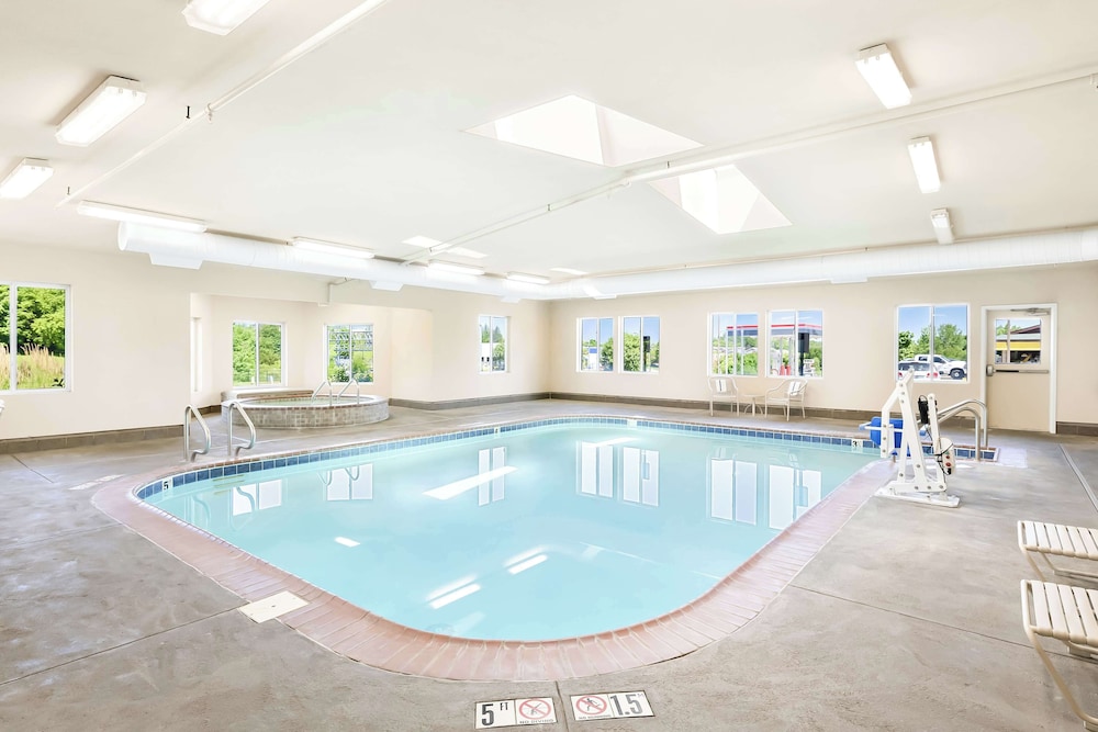 Best Western Nebraska City Inn - photo 20