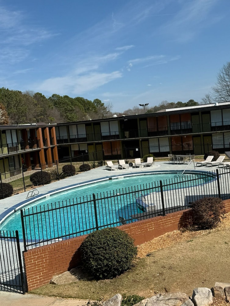 1st Place Hotel - photo 3