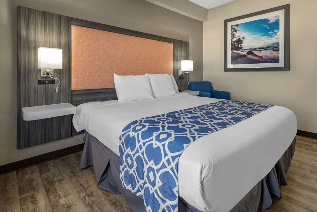 The Waves Hotel an Ascend Collection Hotel - photo 7