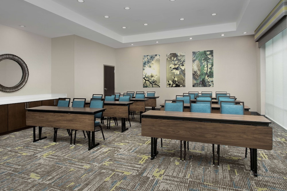 Hampton Inn & Suites Charlotte Airport Lake Pointe - photo 33