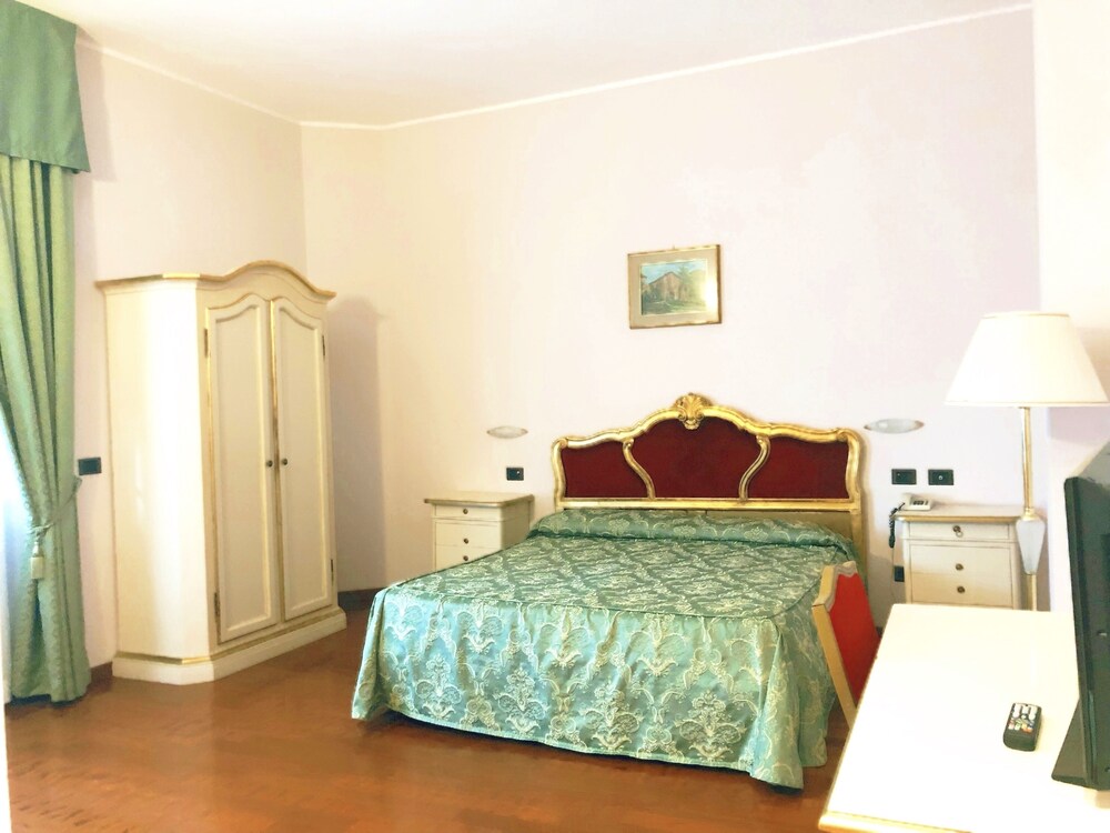 Grand Hotel Primavera — hotel in Borgo Maggiore