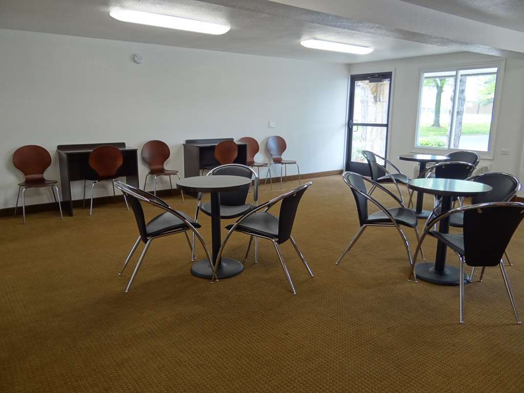 Motel 6 Erie PA - photo 32