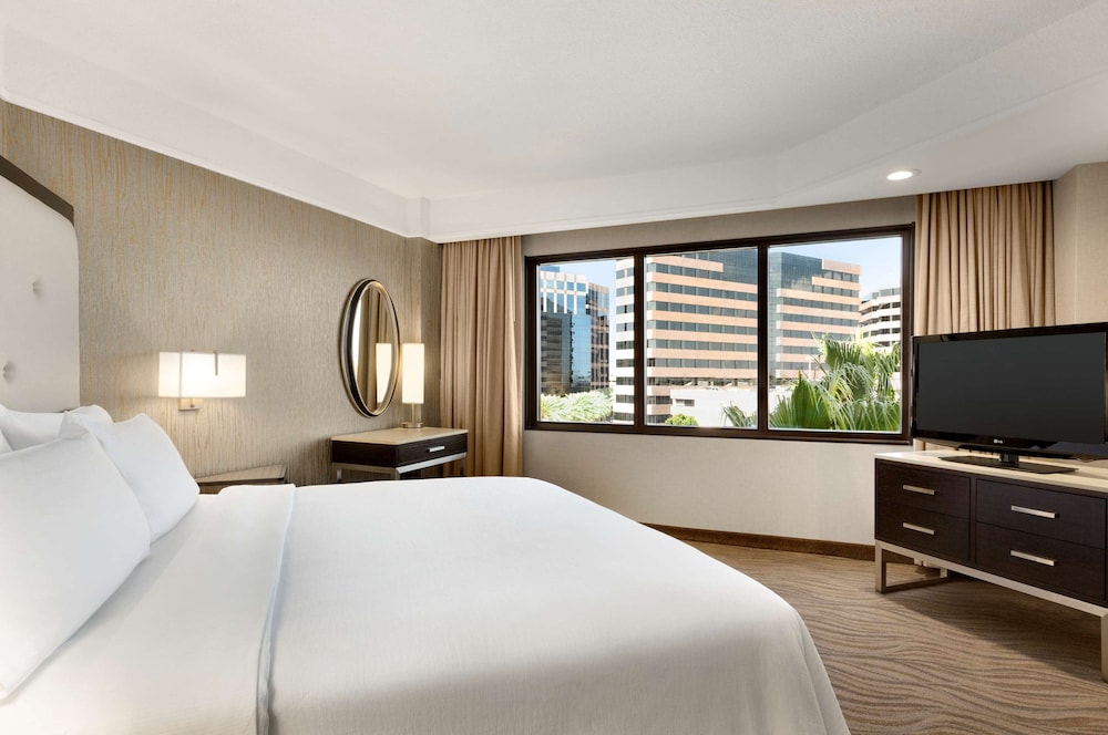 Embassy Suites by Hilton Irvine Orange County Airport - photo 24