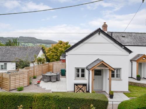 The Old Chapel — 5-Star Luxury Hotel in Grosmont, United Kingdom