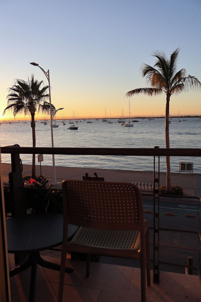 Seven Crown La Paz Malecon