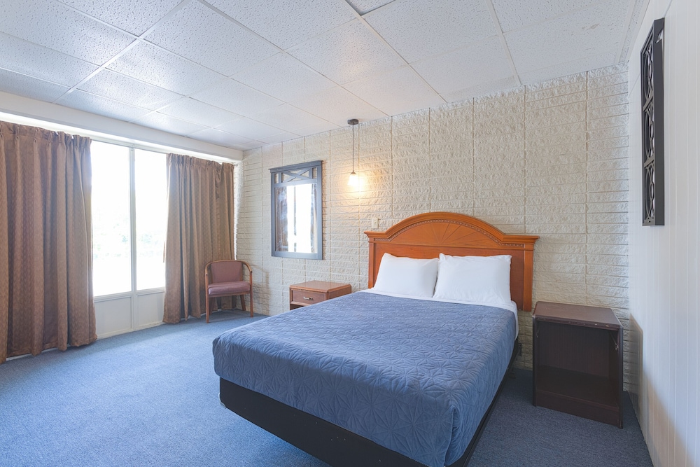 Sonrise Inn Lincoln Hwy By OYO - photo 16