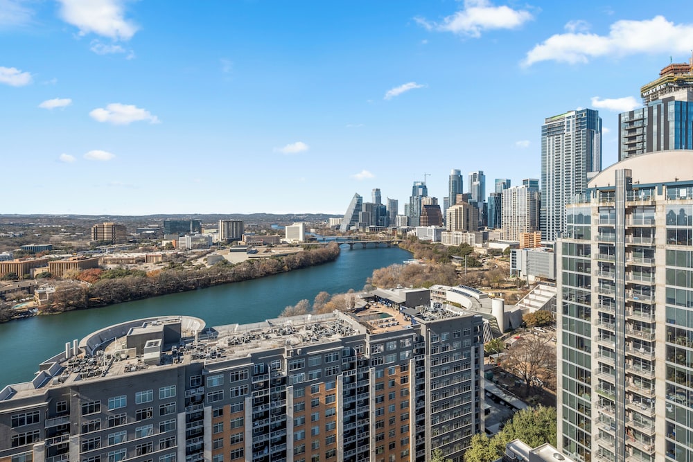 Austin Condo Hotel - photo 859