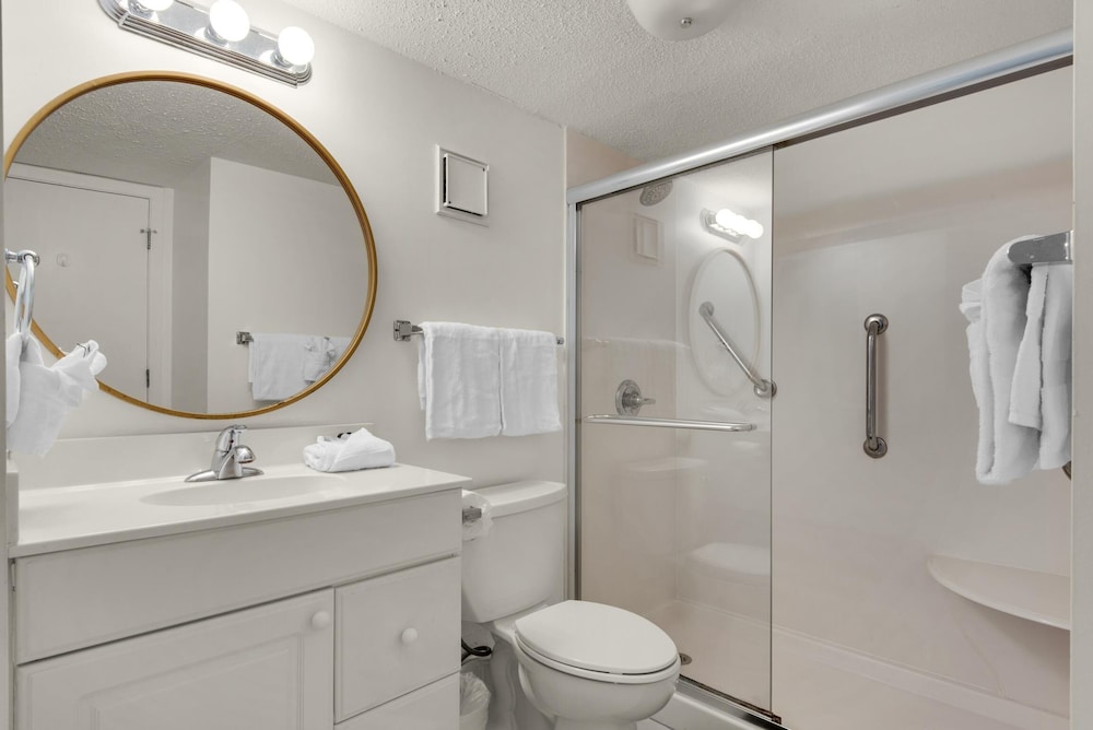 Shoreline Towers 2115 - photo 16