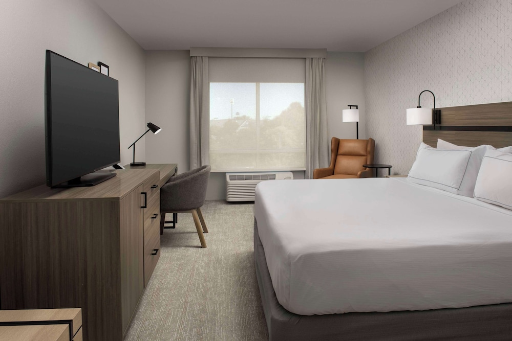 Doubletree By Hilton Chattanooga Hamilton Place — Chattanooga