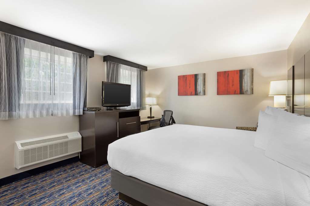 Best Western Plus Fairfield Hotel - photo 15