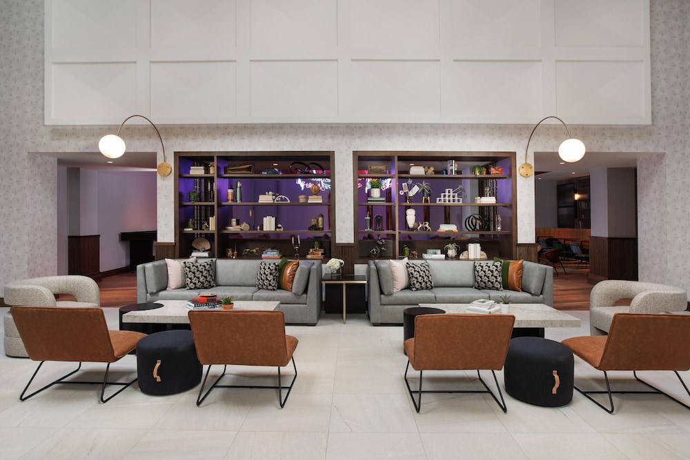 The Beeman Hotel - photo 40