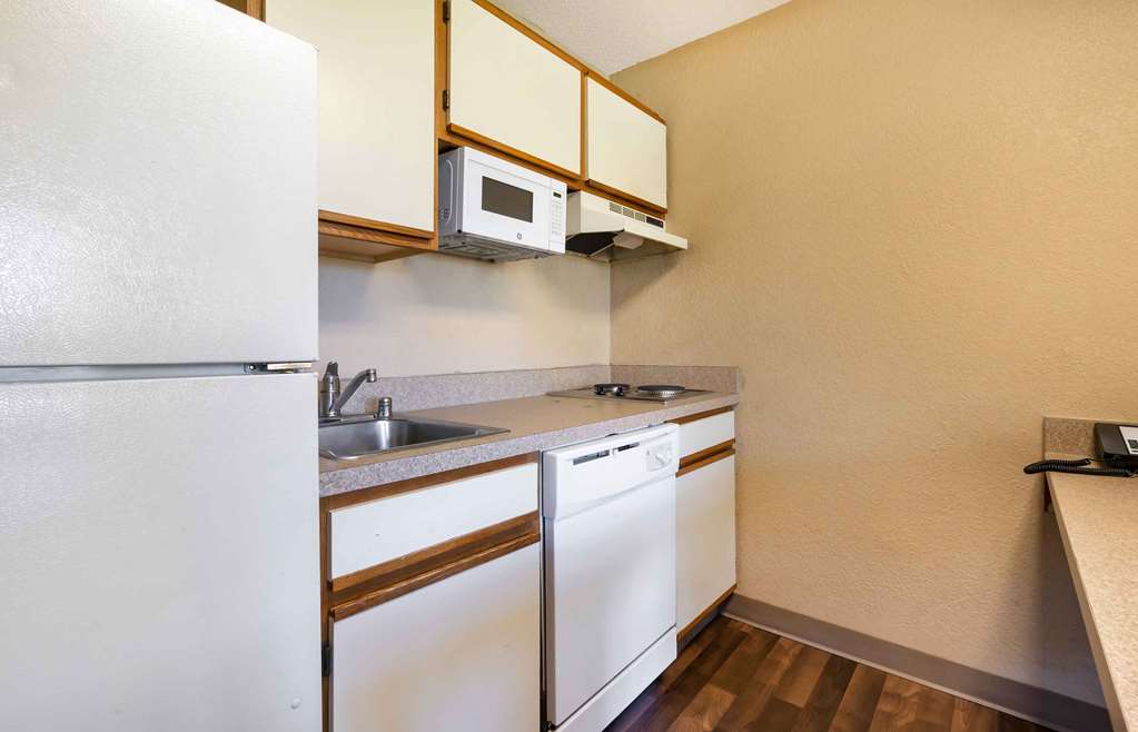 Extended Stay America Suites Louisville Alliant Avenue - photo 22