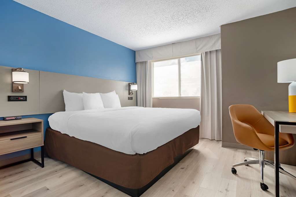 Comfort Inn & Suites Crystal Inn Sportsplex - photo 26