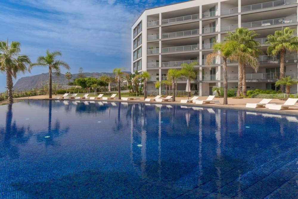 Madeira Palace Ocean Sounds in Funchal, Portugal