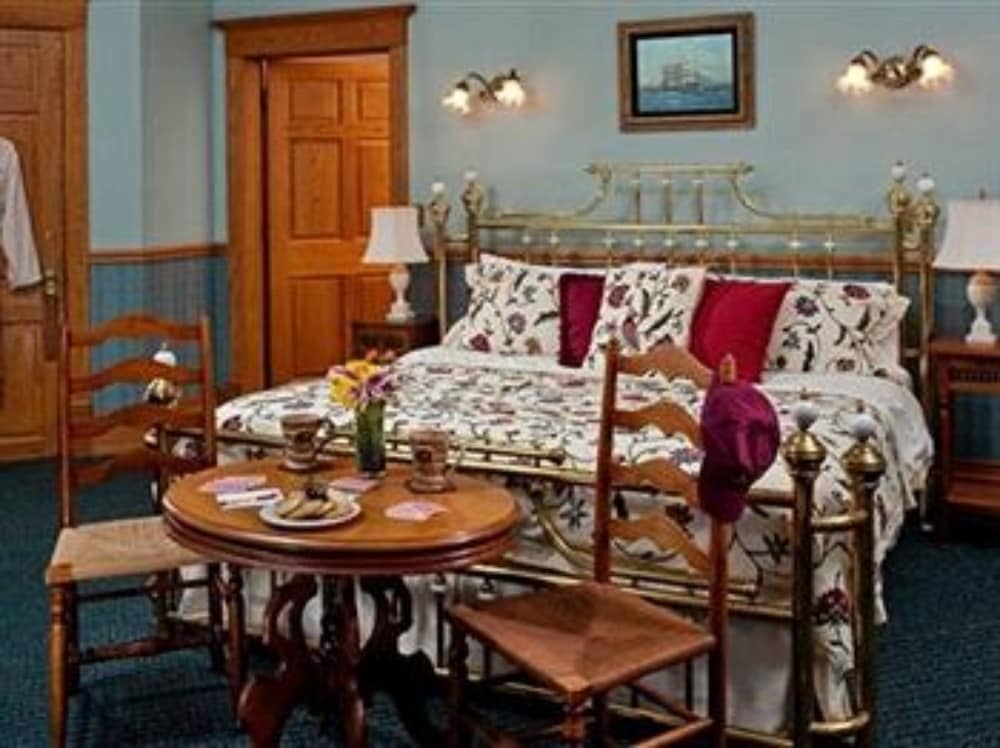 Old Rittenhouse Inn - photo 10