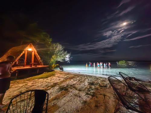 Paradise Beach Bacalar A Pie De Laguna — Bacalar — photo 3