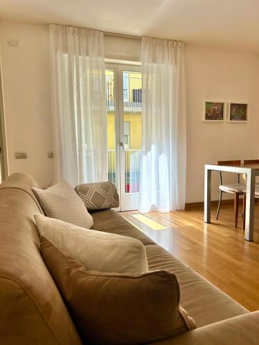 Riva Family Home Central Apartment — 4-Star Luxury Hotel in Riva Del Garda, Italy