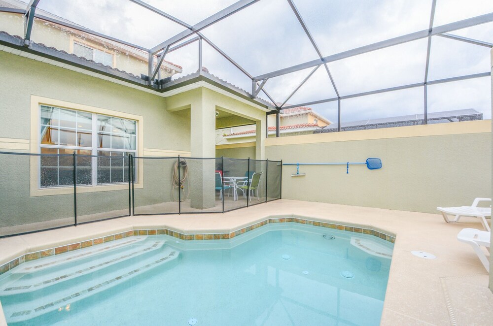 Paradise Palms Resort by VHC Hospitality - photo 11